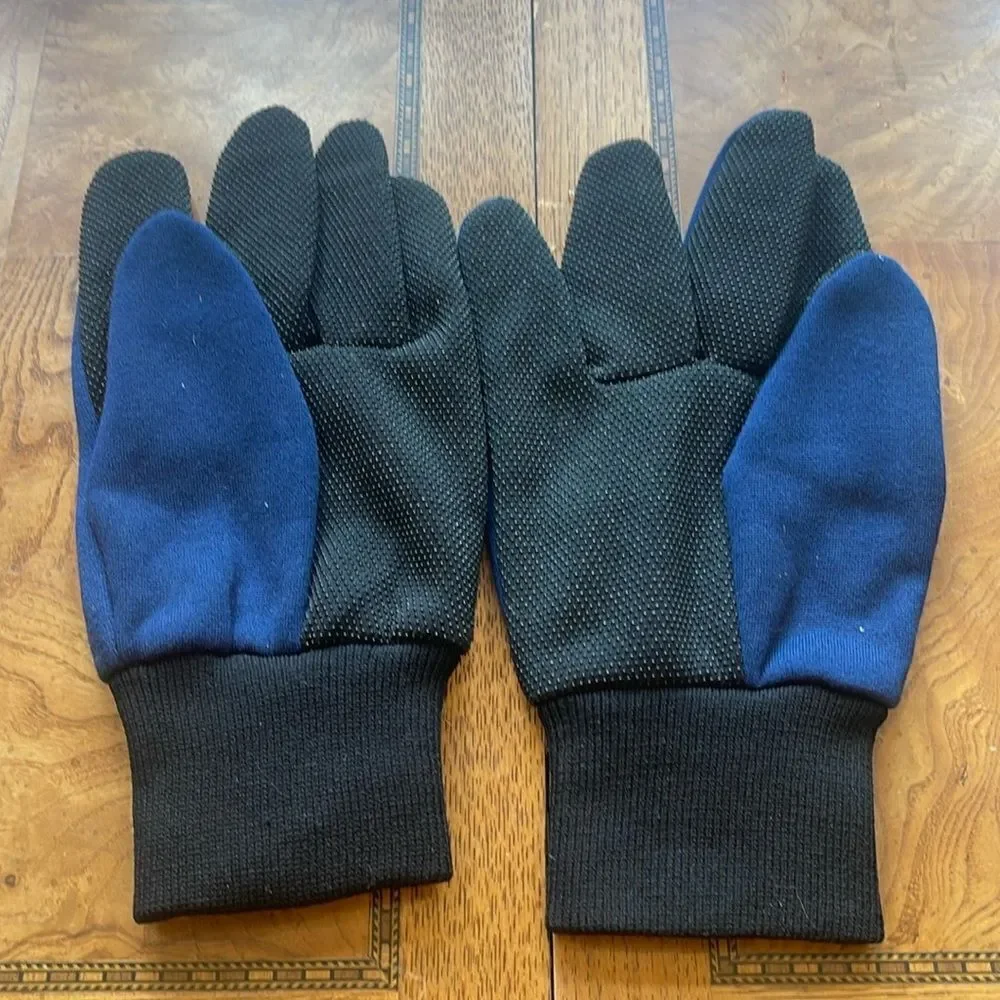 Patriot NFL Gloves!!
